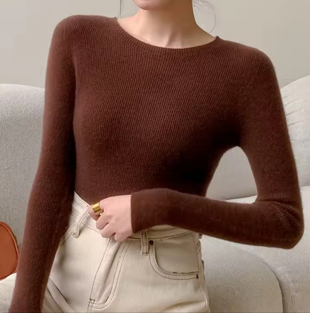 100% Merino Wool Knitwear Basic Bottom Sweater - Picture 6 of 8
